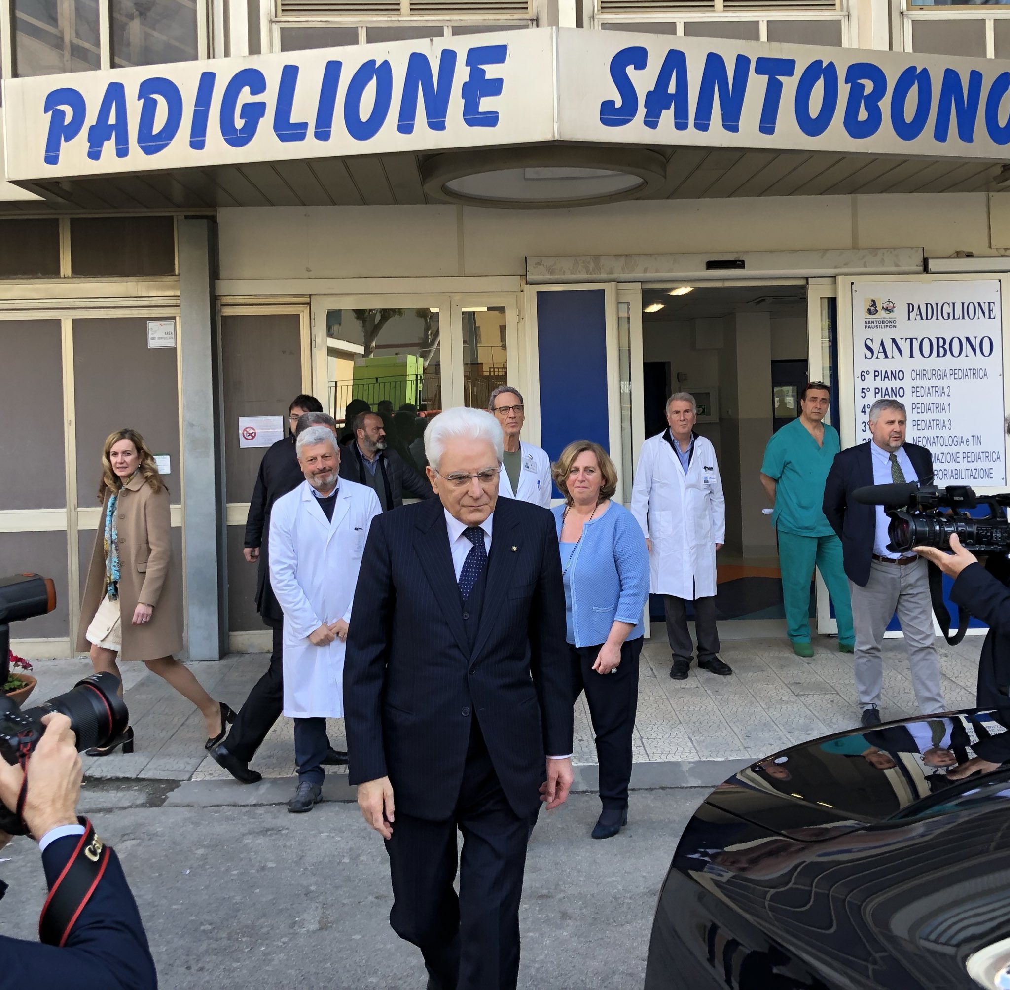 Mattarella Napoli