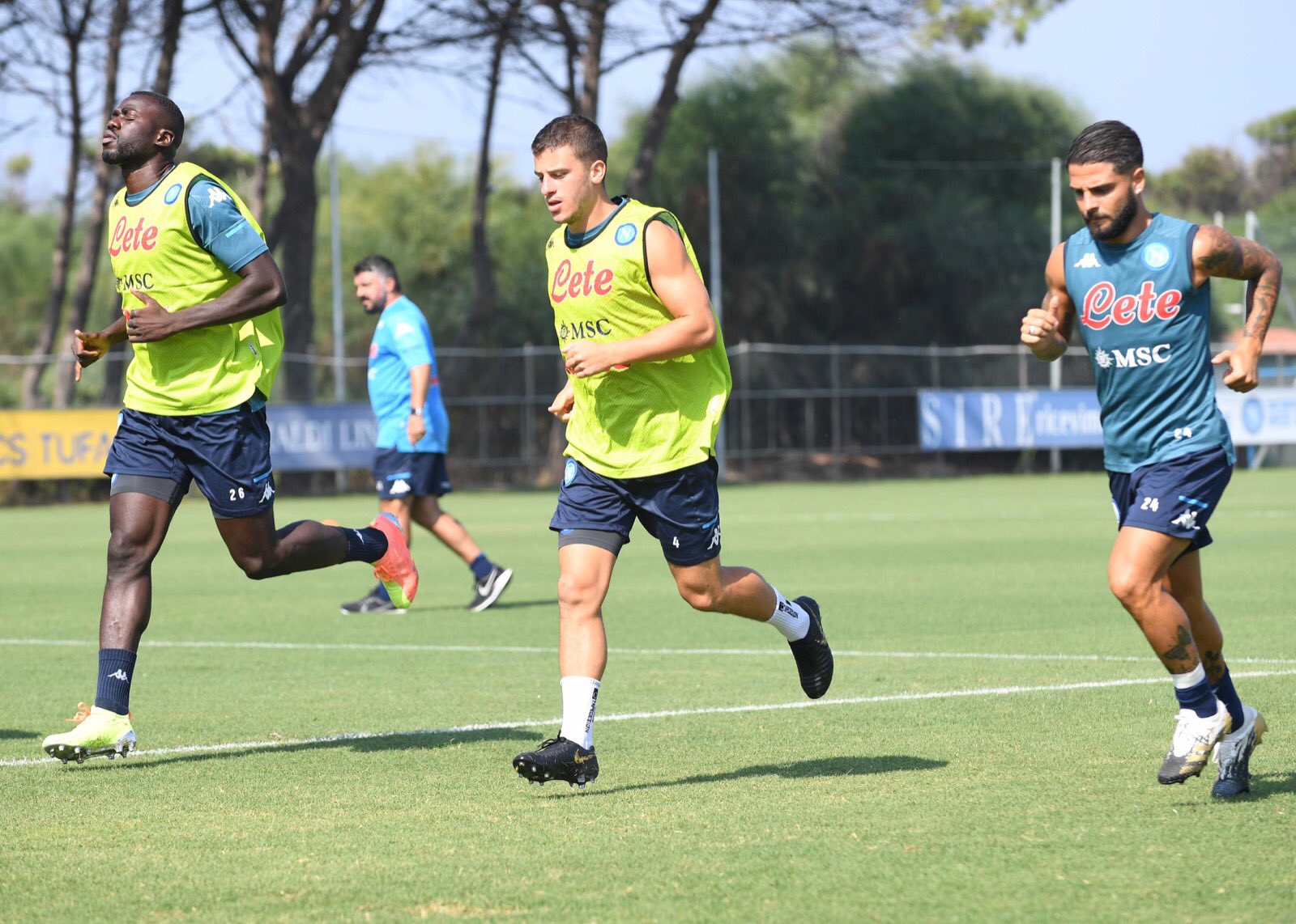 napoli castel volturno allenamento