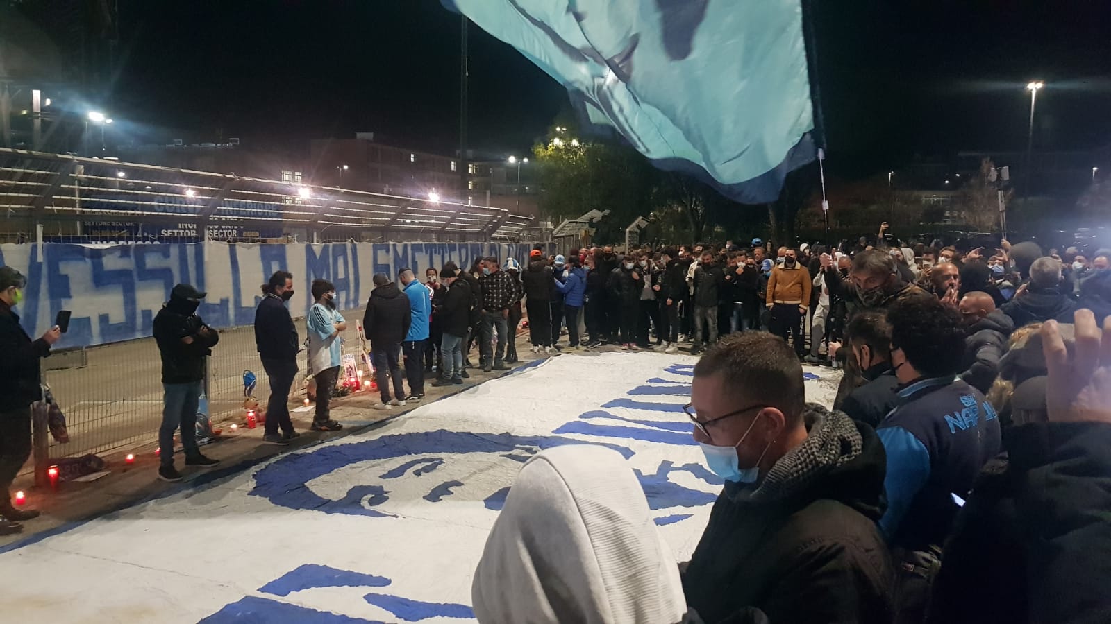 maradona tifosi san paolo