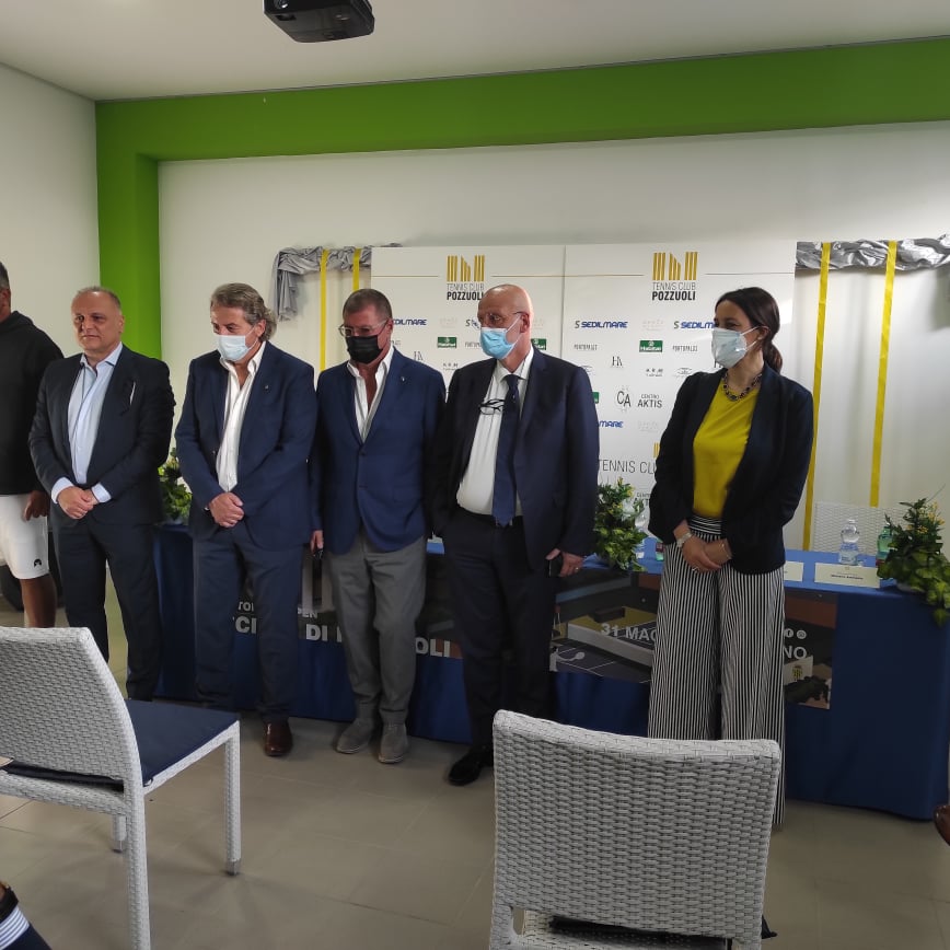 conferenza-presentazione-open-citta-pozzuoli