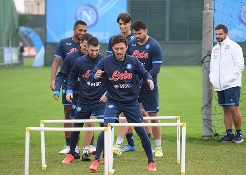 napoli allenamento report