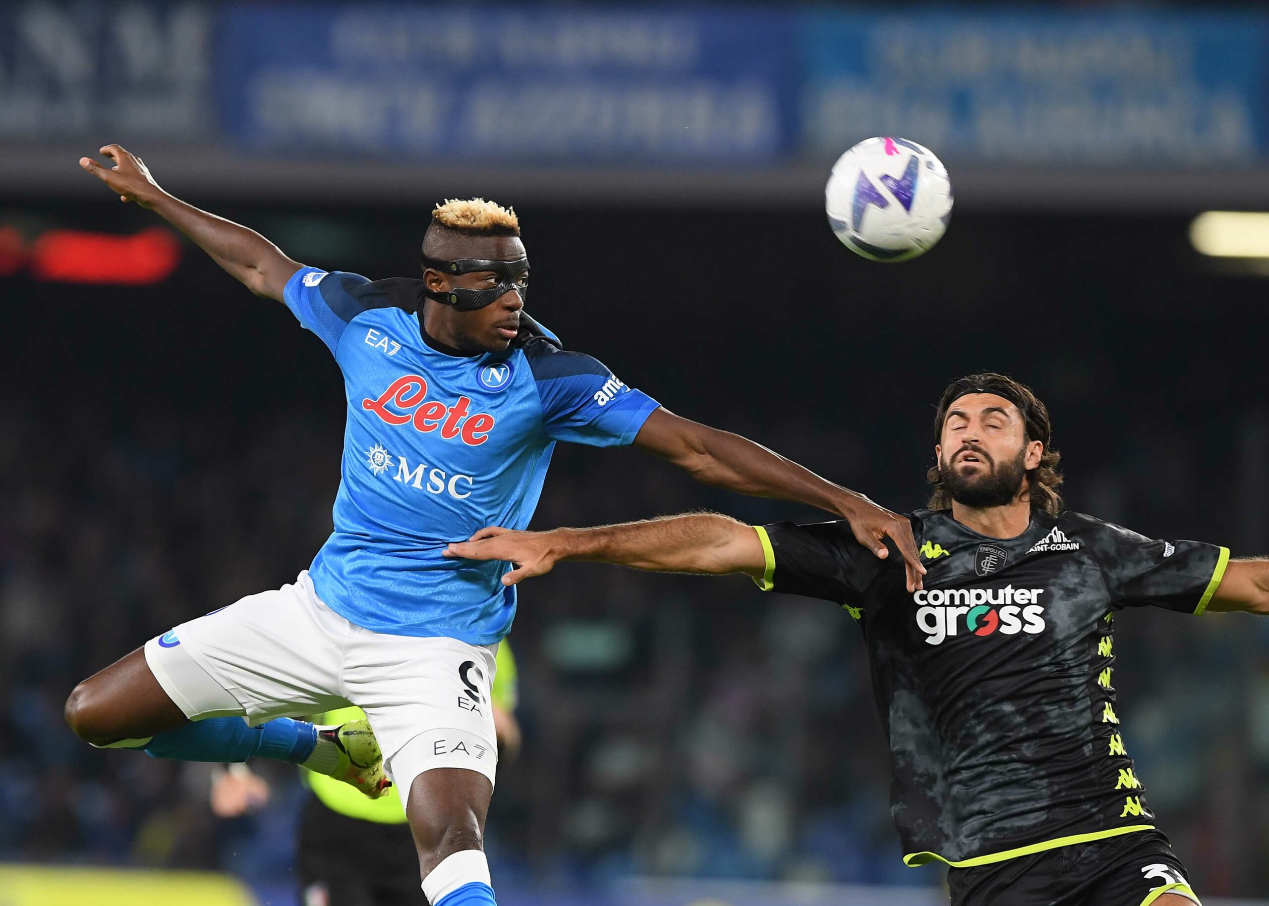 Osimhen con la maglia del Napoli