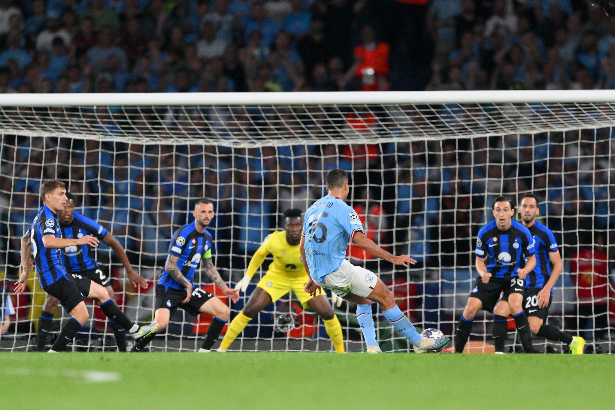 Rodri decide la finale di Istanbul regalando al City la prima Champions della sua storia