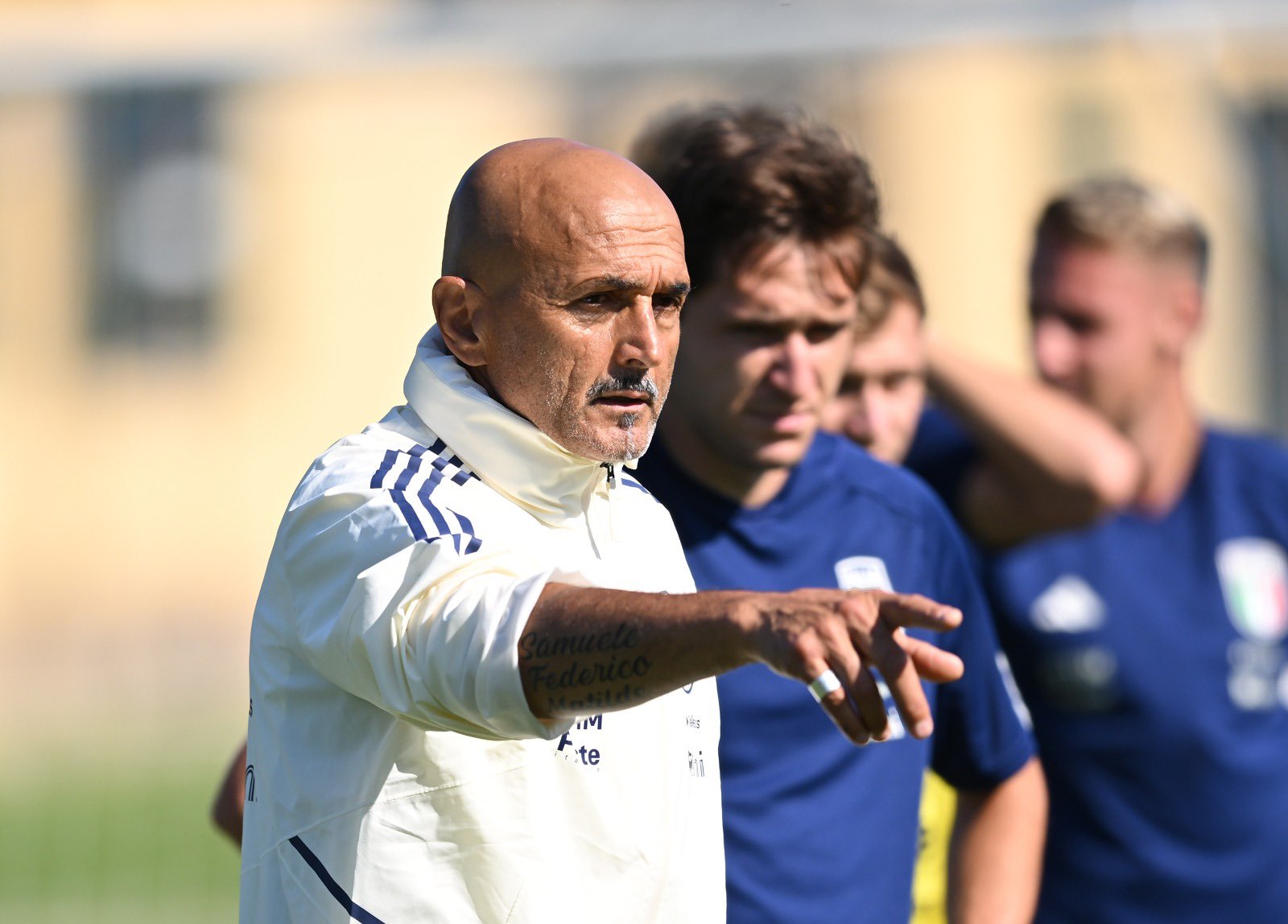 Spalletti dirige l'allenamento dell'Italia